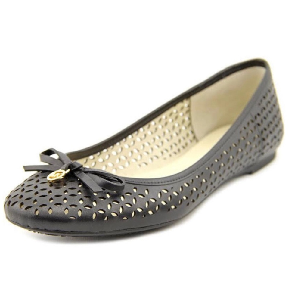 Michael KORS Olivia Flat black leather